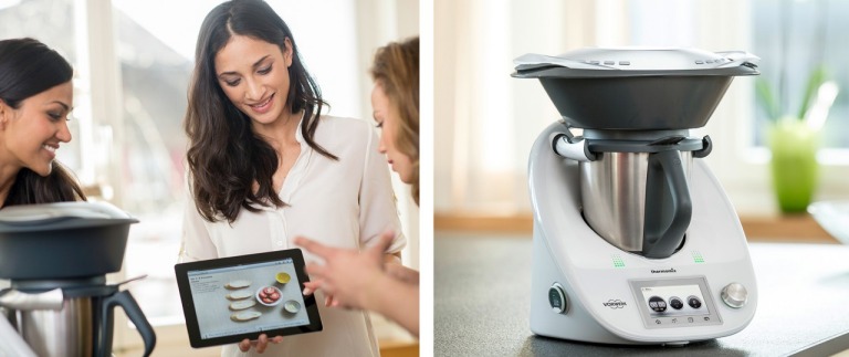 Einer fehlt noch: der aktuelle Thermomix TM5 besticht wie schon seine Vorgängermodelle durch die Multifunktionalität. Doch dank moderner Technik macht er das Kochen heute noch einfacher: Mit dem Cook-Key lassen sich Rezepte via WLAN direkt auf das Gerät übertragen – und die Guided-Cooking-Funktion sorgt dann für die Gelinggarantie.