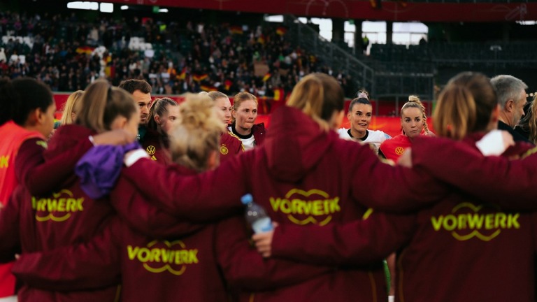  sofiekevanbilsen Vorwerk DFB HiRes 41