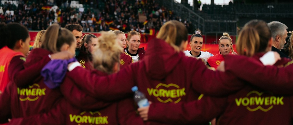 sofiekevanbilsen Vorwerk DFB HiRes 41