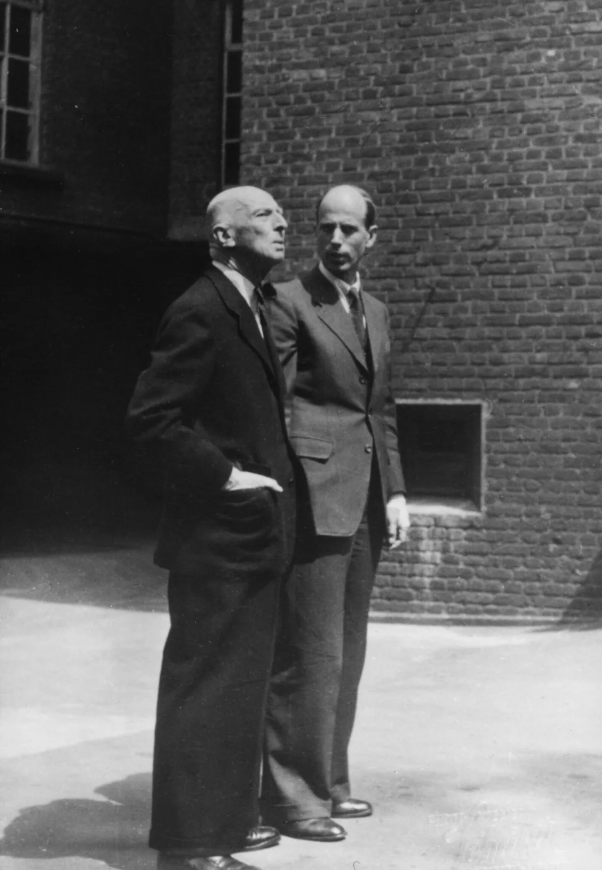 B3 2 5 August MS und Dr Erich MS