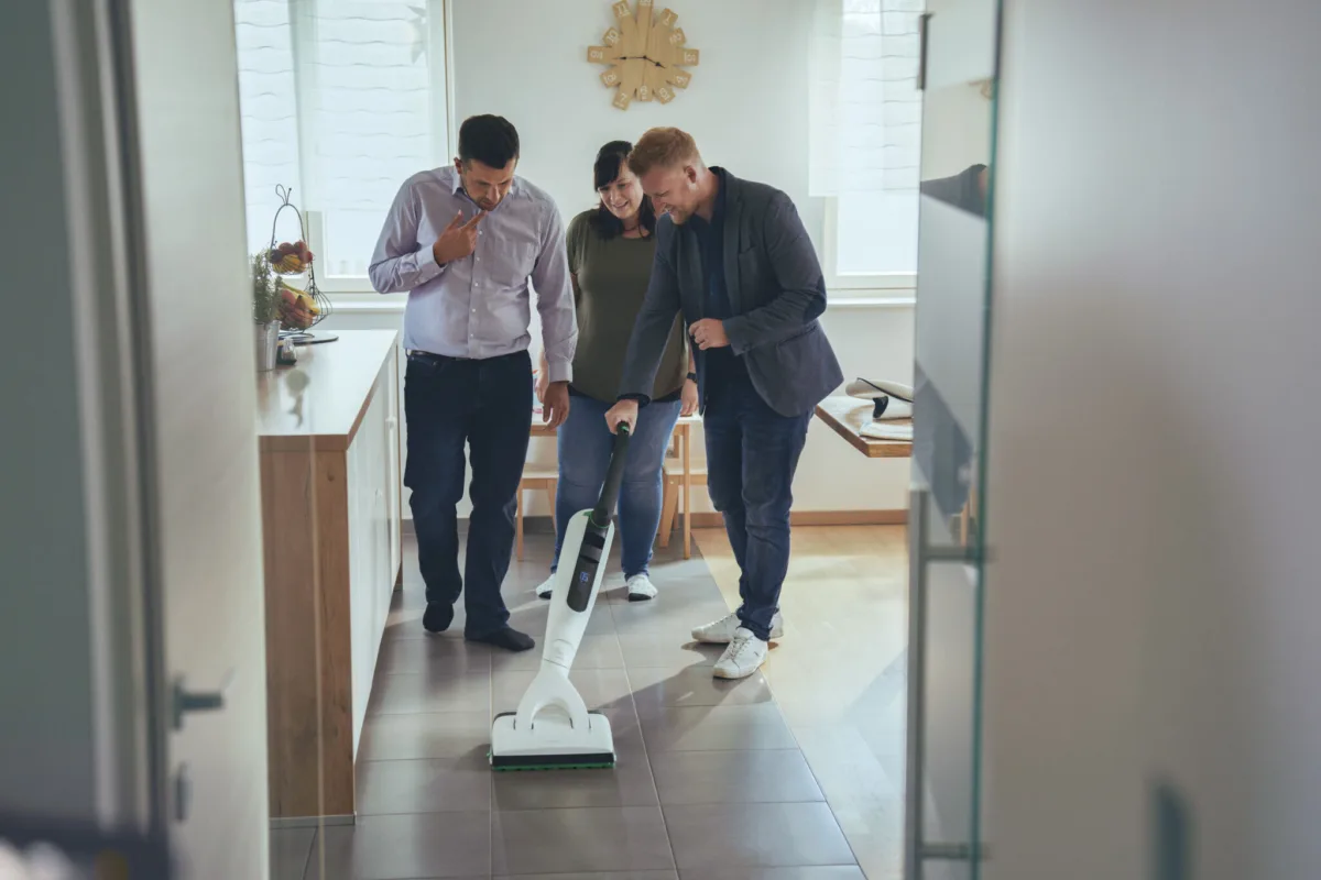 Vorwerk Gruppe Our advisor model VK7
