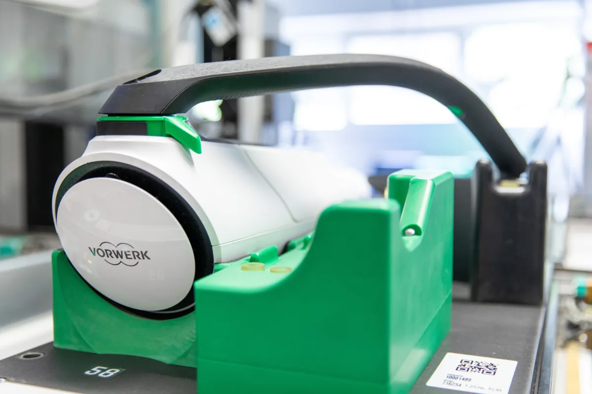 Produktion des Kobold VK7 in Wuppertal